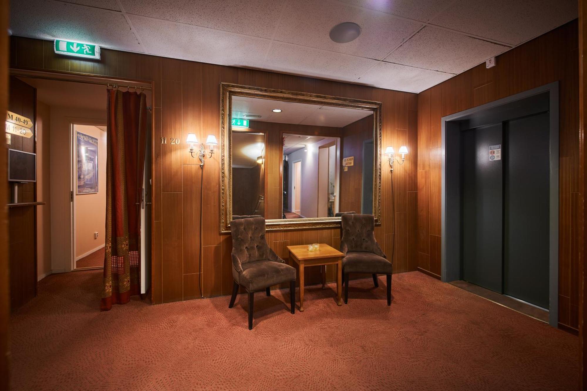 Hotell Laeckoe Lidköping Exteriér fotografie