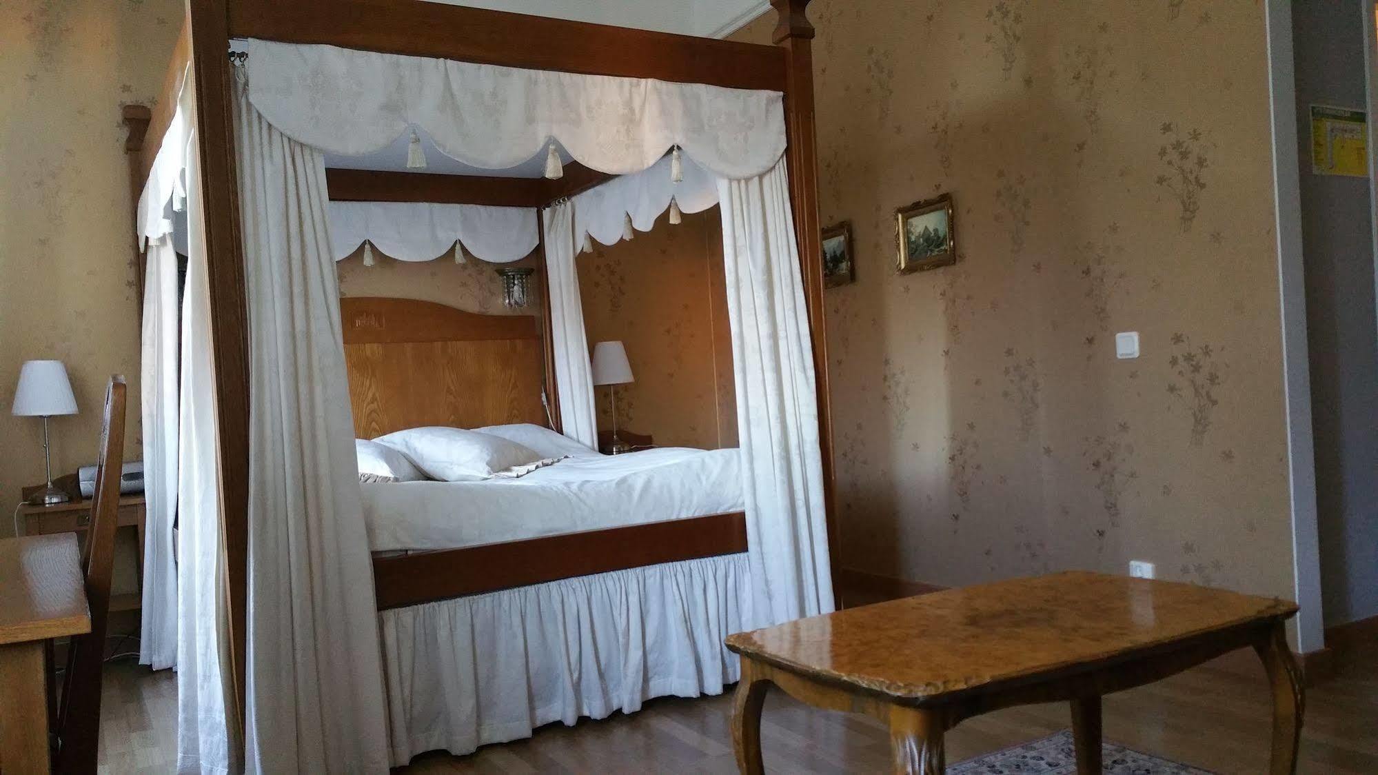 Hotell Laeckoe Lidköping Exteriér fotografie